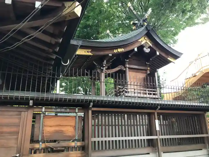 呉服神社の末社・摂社