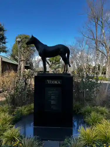 東京競馬場馬頭観音の{uncategorized: "未分類", other: "その他", undefined: "問題あり", building: "その他建物", grave: "お墓", sacred_gate: "鳥居", guardian: "狛犬", statue: "像", buddha: "仏像", history: "歴史", nature: "自然", garden: "庭園", animal: "動物", pagoda: "塔", temizu: "手水舎", mountain_gate: "山門・神門", sanctuary: "本殿・本堂", subordinate: "末社・摂社", art: "芸術", scenery: "景色", jizo: "地蔵", ema: "絵馬", goshuin: "御朱印", omikuji: "おみくじ", items: "授与品その他", amulet: "お守り", goshuincho: "御朱印帳", eats: "食事", festival: "お祭り", votive_dance: "神楽", shichigosan: "七五三参", wedding: "結婚式", experience: "体験その他", initially: "初詣", around: "周辺", anti_infection: "感染症対策"}