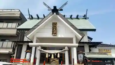 上尾御嶽神社の本殿・本堂