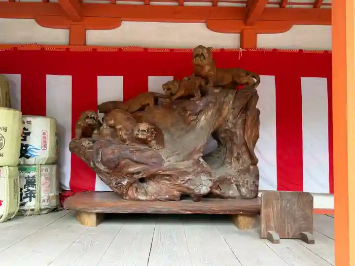 風浪宮の{uncategorized: "未分類", other: "その他", undefined: "問題あり", building: "その他建物", grave: "お墓", sacred_gate: "鳥居", guardian: "狛犬", statue: "像", buddha: "仏像", history: "歴史", nature: "自然", garden: "庭園", animal: "動物", pagoda: "塔", temizu: "手水舎", mountain_gate: "山門・神門", sanctuary: "本殿・本堂", subordinate: "末社・摂社", art: "芸術", scenery: "景色", jizo: "地蔵", ema: "絵馬", goshuin: "御朱印", omikuji: "おみくじ", items: "授与品その他", amulet: "お守り", goshuincho: "御朱印帳", eats: "食事", festival: "お祭り", votive_dance: "神楽", shichigosan: "七五三参", wedding: "結婚式", experience: "体験その他", initially: "初詣", around: "周辺", anti_infection: "感染症対策"}