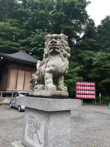 中氷川神社の狛犬