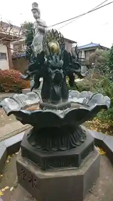 秋本寺の手水舎