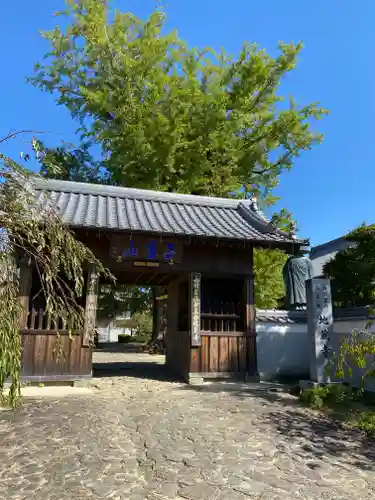 地蔵寺の山門・神門