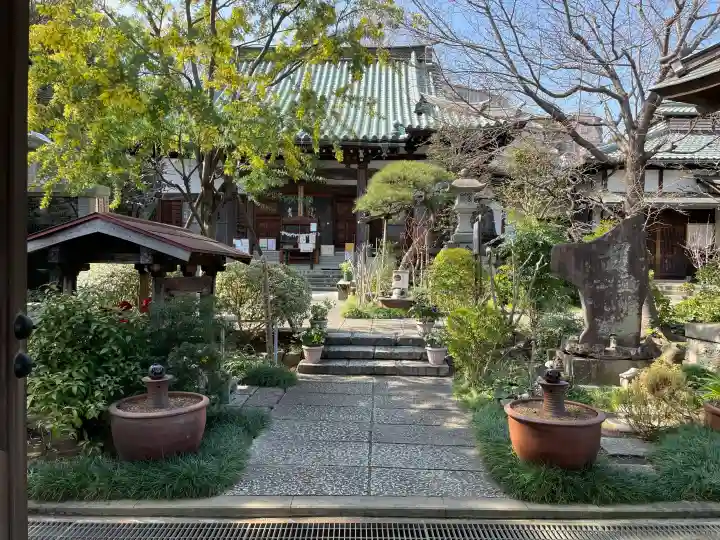 海蔵院の{uncategorized: "未分類", other: "その他", undefined: "問題あり", building: "その他建物", grave: "お墓", sacred_gate: "鳥居", guardian: "狛犬", statue: "像", buddha: "仏像", history: "歴史", nature: "自然", garden: "庭園", animal: "動物", pagoda: "塔", temizu: "手水舎", mountain_gate: "山門・神門", sanctuary: "本殿・本堂", subordinate: "末社・摂社", art: "芸術", scenery: "景色", jizo: "地蔵", ema: "絵馬", goshuin: "御朱印", omikuji: "おみくじ", items: "授与品その他", amulet: "お守り", goshuincho: "御朱印帳", eats: "食事", festival: "お祭り", votive_dance: "神楽", shichigosan: "七五三参", wedding: "結婚式", experience: "体験その他", initially: "初詣", around: "周辺", anti_infection: "感染症対策"}