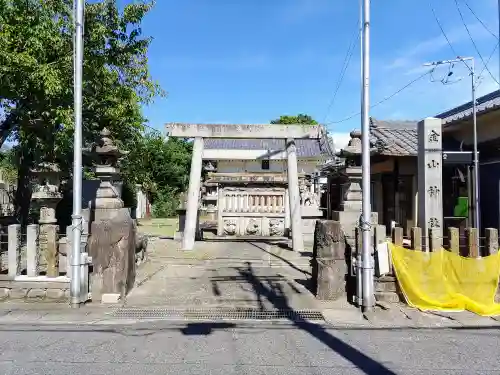 金山社の鳥居