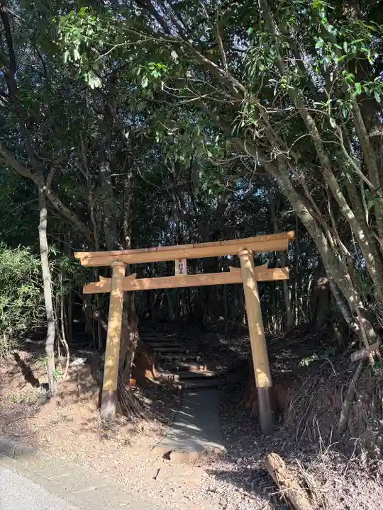 青龍寺奥の院(波切不動)の鳥居