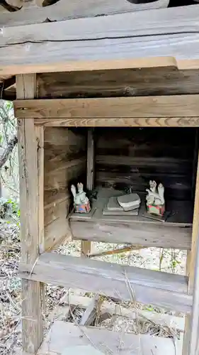 薬師堂厳島神社の狛犬