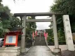 中野沼袋氷川神社の鳥居