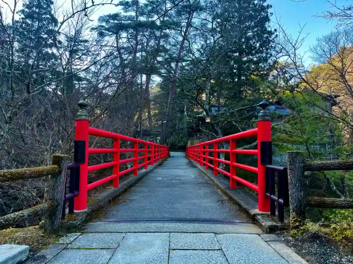 徳善院明王密寺の{uncategorized: "未分類", other: "その他", undefined: "問題あり", building: "その他建物", grave: "お墓", sacred_gate: "鳥居", guardian: "狛犬", statue: "像", buddha: "仏像", history: "歴史", nature: "自然", garden: "庭園", animal: "動物", pagoda: "塔", temizu: "手水舎", mountain_gate: "山門・神門", sanctuary: "本殿・本堂", subordinate: "末社・摂社", art: "芸術", scenery: "景色", jizo: "地蔵", ema: "絵馬", goshuin: "御朱印", omikuji: "おみくじ", items: "授与品その他", amulet: "お守り", goshuincho: "御朱印帳", eats: "食事", festival: "お祭り", votive_dance: "神楽", shichigosan: "七五三参", wedding: "結婚式", experience: "体験その他", initially: "初詣", around: "周辺", anti_infection: "感染症対策"}