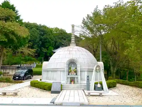 護国之寺の本殿・本堂