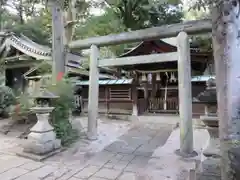 岡崎神社の鳥居