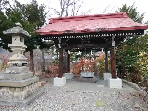 丸瀬布神社の手水舎