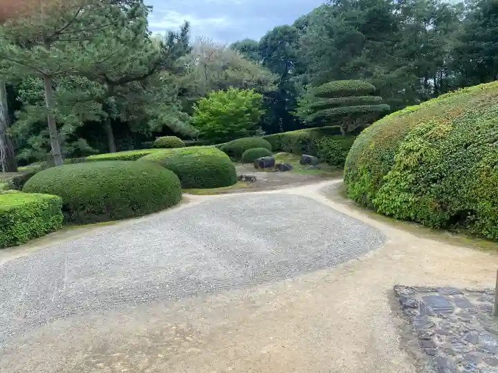 慈光院の{uncategorized: "未分類", other: "その他", undefined: "問題あり", building: "その他建物", grave: "お墓", sacred_gate: "鳥居", guardian: "狛犬", statue: "像", buddha: "仏像", history: "歴史", nature: "自然", garden: "庭園", animal: "動物", pagoda: "塔", temizu: "手水舎", mountain_gate: "山門・神門", sanctuary: "本殿・本堂", subordinate: "末社・摂社", art: "芸術", scenery: "景色", jizo: "地蔵", ema: "絵馬", goshuin: "御朱印", omikuji: "おみくじ", items: "授与品その他", amulet: "お守り", goshuincho: "御朱印帳", eats: "食事", festival: "お祭り", votive_dance: "神楽", shichigosan: "七五三参", wedding: "結婚式", experience: "体験その他", initially: "初詣", around: "周辺", anti_infection: "感染症対策"}