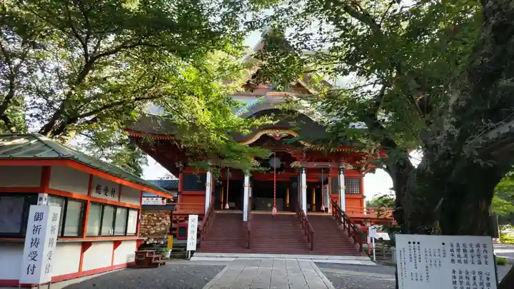 布施弁天 東海寺の本殿・本堂