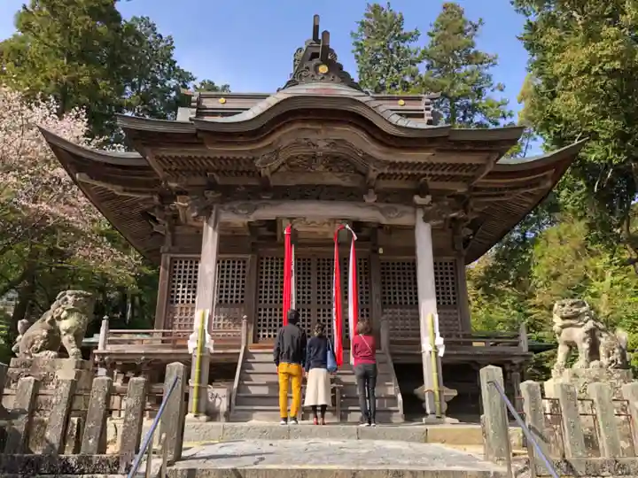 荒穂神社の本殿・本堂