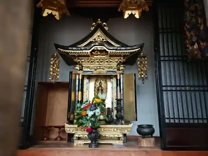 木戸観音堂の本殿・本堂