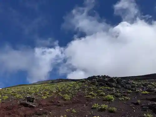 富士山頂上浅間大社奥宮(静岡県)