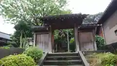 三宝寺の山門