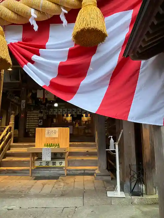 高龍神社の本殿・本堂
