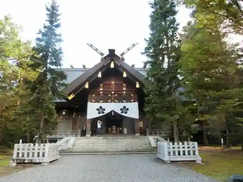 上川神社の本殿