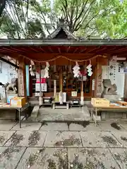 若一神社の本殿