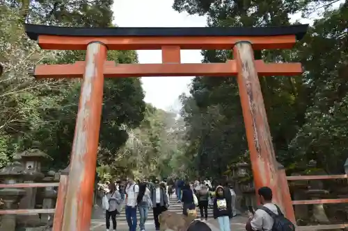 春日大社の{uncategorized: "未分類", other: "その他", undefined: "問題あり", building: "その他建物", grave: "お墓", sacred_gate: "鳥居", guardian: "狛犬", statue: "像", buddha: "仏像", history: "歴史", nature: "自然", garden: "庭園", animal: "動物", pagoda: "塔", temizu: "手水舎", mountain_gate: "山門・神門", sanctuary: "本殿・本堂", subordinate: "末社・摂社", art: "芸術", scenery: "景色", jizo: "地蔵", ema: "絵馬", goshuin: "御朱印", omikuji: "おみくじ", items: "授与品その他", amulet: "お守り", goshuincho: "御朱印帳", eats: "食事", festival: "お祭り", votive_dance: "神楽", shichigosan: "七五三参", wedding: "結婚式", experience: "体験その他", initially: "初詣", around: "周辺", anti_infection: "感染症対策"}