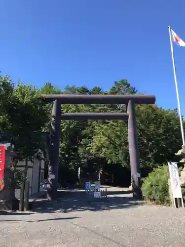 千歳神社の鳥居