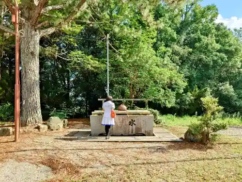 曽野稲荷神社の手水