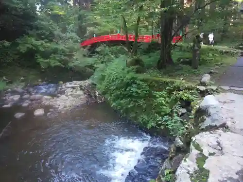 出羽神社(出羽三山神社)～三神合祭殿～の庭園