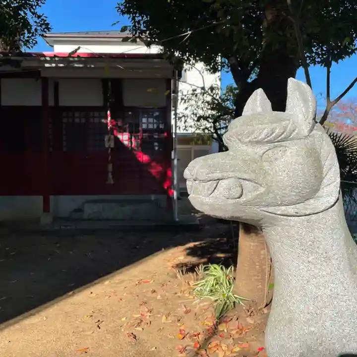 御蔵稲荷神社の狛犬
