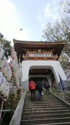 江島神社の山門・神門