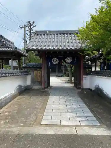大法寺の山門・神門