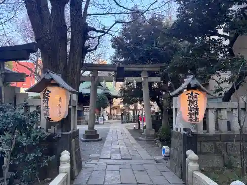 小野照崎神社の{uncategorized: "未分類", other: "その他", undefined: "問題あり", building: "その他建物", grave: "お墓", sacred_gate: "鳥居", guardian: "狛犬", statue: "像", buddha: "仏像", history: "歴史", nature: "自然", garden: "庭園", animal: "動物", pagoda: "塔", temizu: "手水舎", mountain_gate: "山門・神門", sanctuary: "本殿・本堂", subordinate: "末社・摂社", art: "芸術", scenery: "景色", jizo: "地蔵", ema: "絵馬", goshuin: "御朱印", omikuji: "おみくじ", items: "授与品その他", amulet: "お守り", goshuincho: "御朱印帳", eats: "食事", festival: "お祭り", votive_dance: "神楽", shichigosan: "七五三参", wedding: "結婚式", experience: "体験その他", initially: "初詣", around: "周辺", anti_infection: "感染症対策"}
