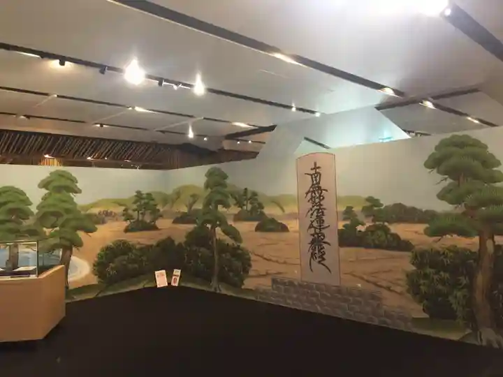 歌舞伎稲荷神社の周辺