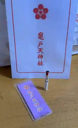 亀戸天神社の{uncategorized: "未分類", other: "その他", undefined: "問題あり", building: "その他建物", grave: "お墓", sacred_gate: "鳥居", guardian: "狛犬", statue: "像", buddha: "仏像", history: "歴史", nature: "自然", garden: "庭園", animal: "動物", pagoda: "塔", temizu: "手水舎", mountain_gate: "山門・神門", sanctuary: "本殿・本堂", subordinate: "末社・摂社", art: "芸術", scenery: "景色", jizo: "地蔵", ema: "絵馬", goshuin: "御朱印", omikuji: "おみくじ", items: "授与品その他", amulet: "お守り", goshuincho: "御朱印帳", eats: "食事", festival: "お祭り", votive_dance: "神楽", shichigosan: "七五三参", wedding: "結婚式", experience: "体験その他", initially: "初詣", around: "周辺", anti_infection: "感染症対策"}