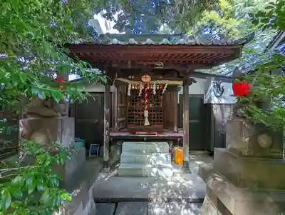 古地老稲荷神社の本殿
