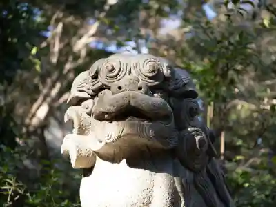 赤坂氷川神社の{uncategorized: "未分類", other: "その他", undefined: "問題あり", building: "その他建物", grave: "お墓", sacred_gate: "鳥居", guardian: "狛犬", statue: "像", buddha: "仏像", history: "歴史", nature: "自然", garden: "庭園", animal: "動物", pagoda: "塔", temizu: "手水舎", mountain_gate: "山門・神門", sanctuary: "本殿・本堂", subordinate: "末社・摂社", art: "芸術", scenery: "景色", jizo: "地蔵", ema: "絵馬", goshuin: "御朱印", omikuji: "おみくじ", items: "授与品その他", amulet: "お守り", goshuincho: "御朱印帳", eats: "食事", festival: "お祭り", votive_dance: "神楽", shichigosan: "七五三参", wedding: "結婚式", experience: "体験その他", initially: "初詣", around: "周辺", anti_infection: "感染症対策"}