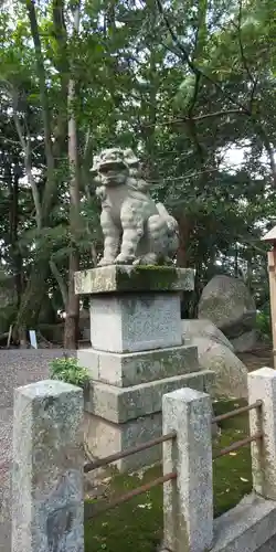 野志里神社の狛犬