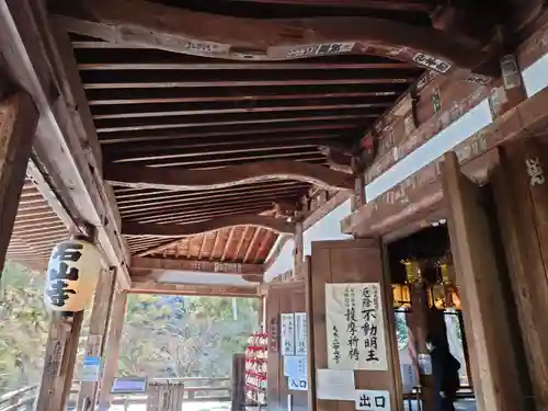 石山寺の本殿・本堂
