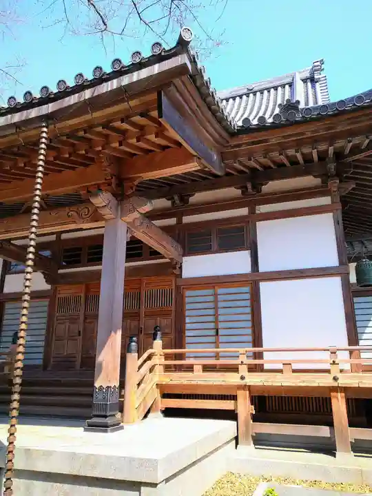 道仁寺の本殿・本堂