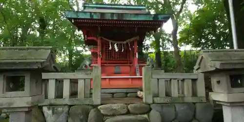 堤治神社の末社・摂社