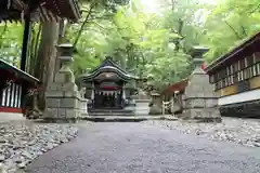 新屋山神社の建物その他