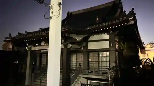 阿弥陀寺の本殿・本堂