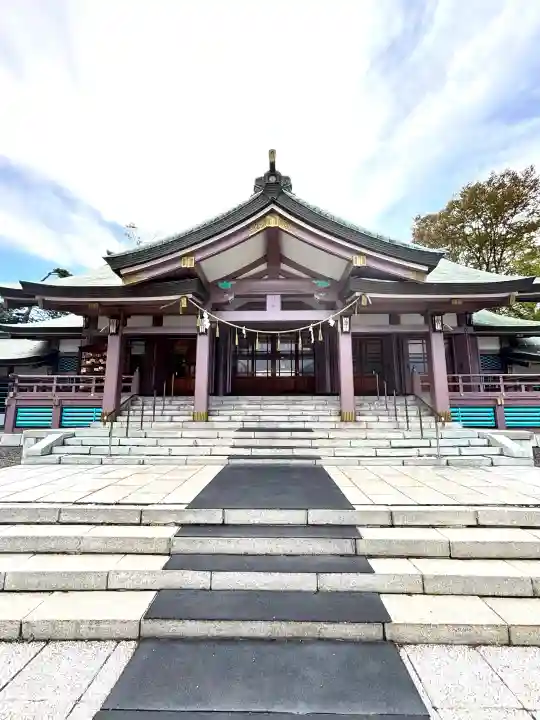 札幌護國神社の{uncategorized: "未分類", other: "その他", undefined: "問題あり", building: "その他建物", grave: "お墓", sacred_gate: "鳥居", guardian: "狛犬", statue: "像", buddha: "仏像", history: "歴史", nature: "自然", garden: "庭園", animal: "動物", pagoda: "塔", temizu: "手水舎", mountain_gate: "山門・神門", sanctuary: "本殿・本堂", subordinate: "末社・摂社", art: "芸術", scenery: "景色", jizo: "地蔵", ema: "絵馬", goshuin: "御朱印", omikuji: "おみくじ", items: "授与品その他", amulet: "お守り", goshuincho: "御朱印帳", eats: "食事", festival: "お祭り", votive_dance: "神楽", shichigosan: "七五三参", wedding: "結婚式", experience: "体験その他", initially: "初詣", around: "周辺", anti_infection: "感染症対策"}