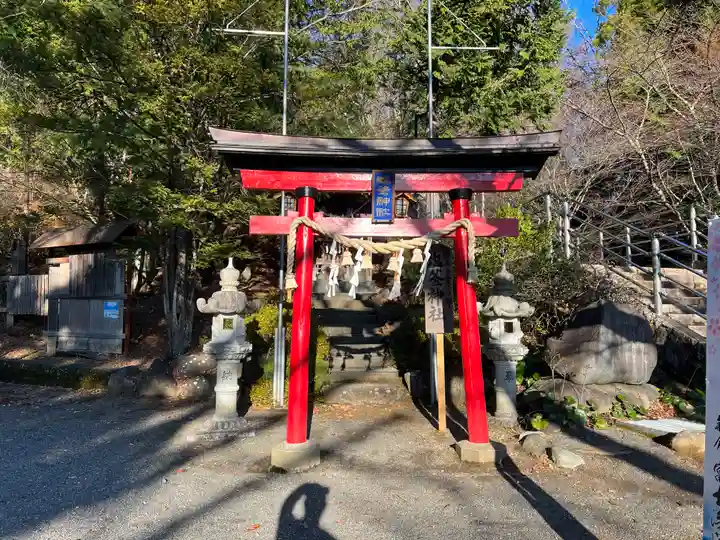 新倉富士浅間神社(山梨県)