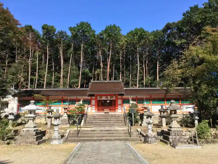 大原野神社の本殿・本堂