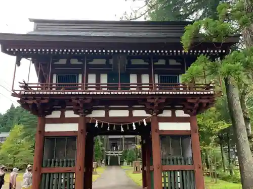 須波阿湏疑神社の山門・神門
