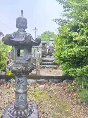 天王神社の{uncategorized: "未分類", other: "その他", undefined: "問題あり", building: "その他建物", grave: "お墓", sacred_gate: "鳥居", guardian: "狛犬", statue: "像", buddha: "仏像", history: "歴史", nature: "自然", garden: "庭園", animal: "動物", pagoda: "塔", temizu: "手水舎", mountain_gate: "山門・神門", sanctuary: "本殿・本堂", subordinate: "末社・摂社", art: "芸術", scenery: "景色", jizo: "地蔵", ema: "絵馬", goshuin: "御朱印", omikuji: "おみくじ", items: "授与品その他", amulet: "お守り", goshuincho: "御朱印帳", eats: "食事", festival: "お祭り", votive_dance: "神楽", shichigosan: "七五三参", wedding: "結婚式", experience: "体験その他", initially: "初詣", around: "周辺", anti_infection: "感染症対策"}