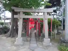 半田稲荷神社の鳥居