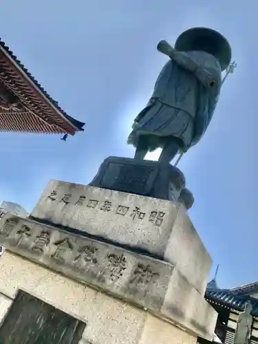 西新井大師総持寺の像